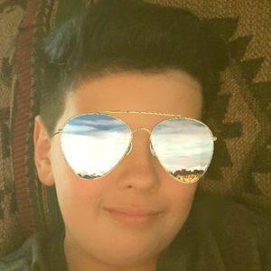 Meet your Posher, Chase